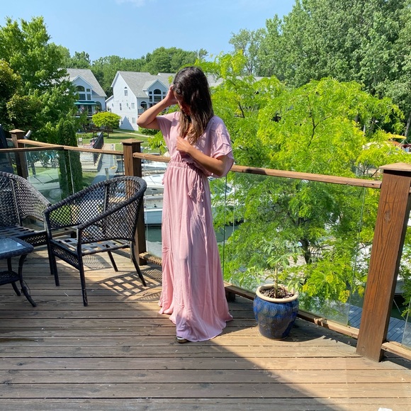 NWT Blush maxi dress with tassel waist🌸🌸 - Picture 5 of 7